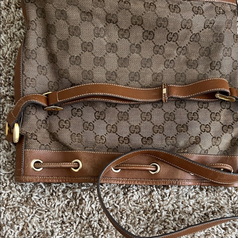 Gucci Brown GG Canvas Drawstring Shoulder Bag with Tan Leather Trim - Picture 14 of 16